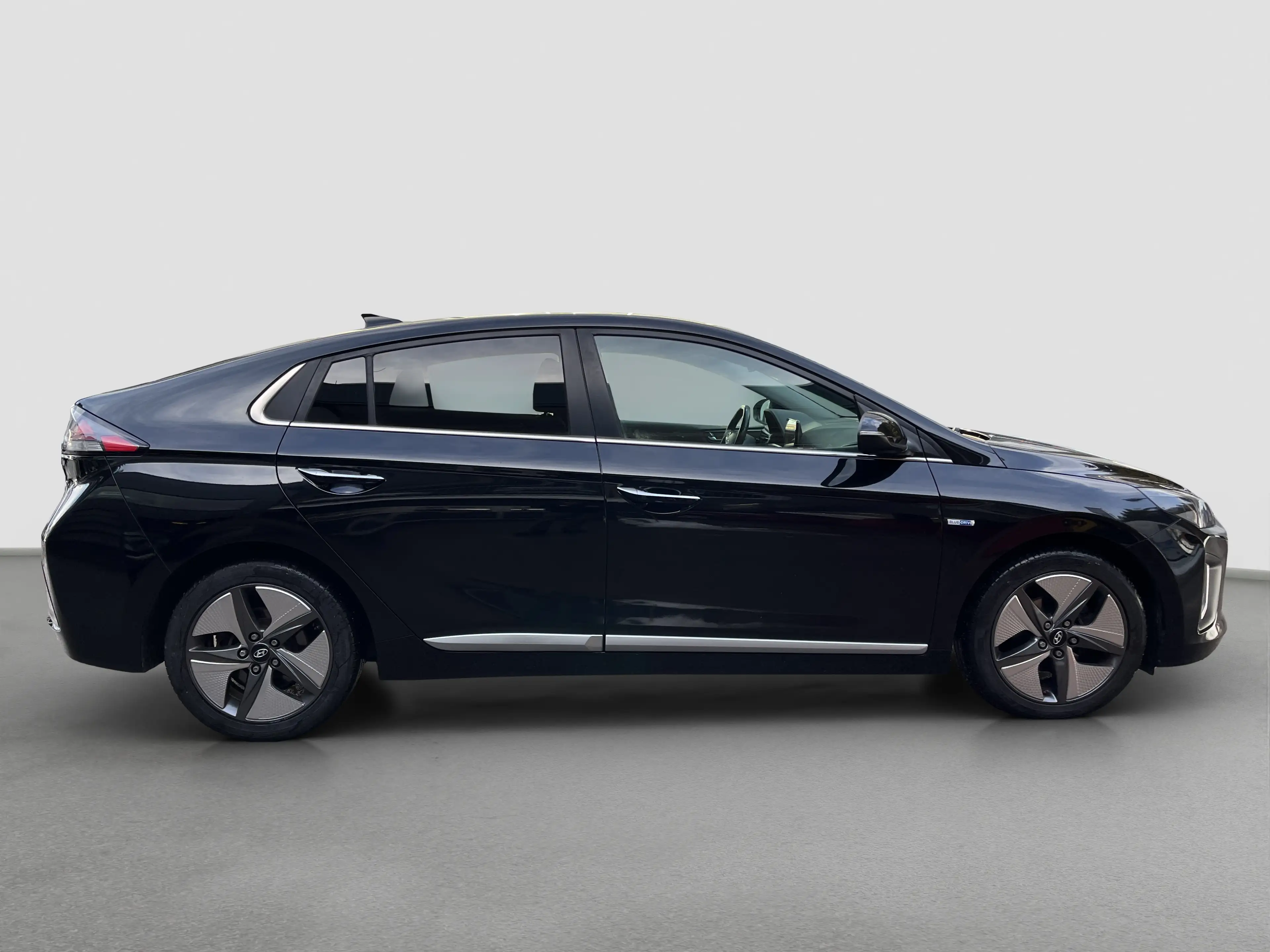 Hyundai IONIQ Hyundai Ioniq 1,6 GDi — photo 5