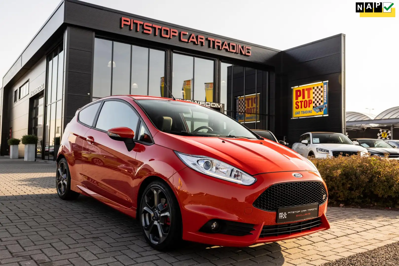 Ford Fiesta 1.6 ST2, 182 PK, *Molten Orange*, Milltek, Topstaa Oranje - 1