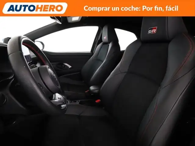 Toyota Yaris view 11
