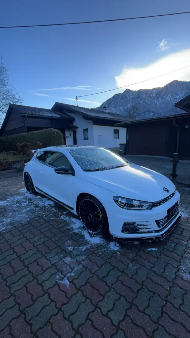 Volkswagen Scirocco - 1