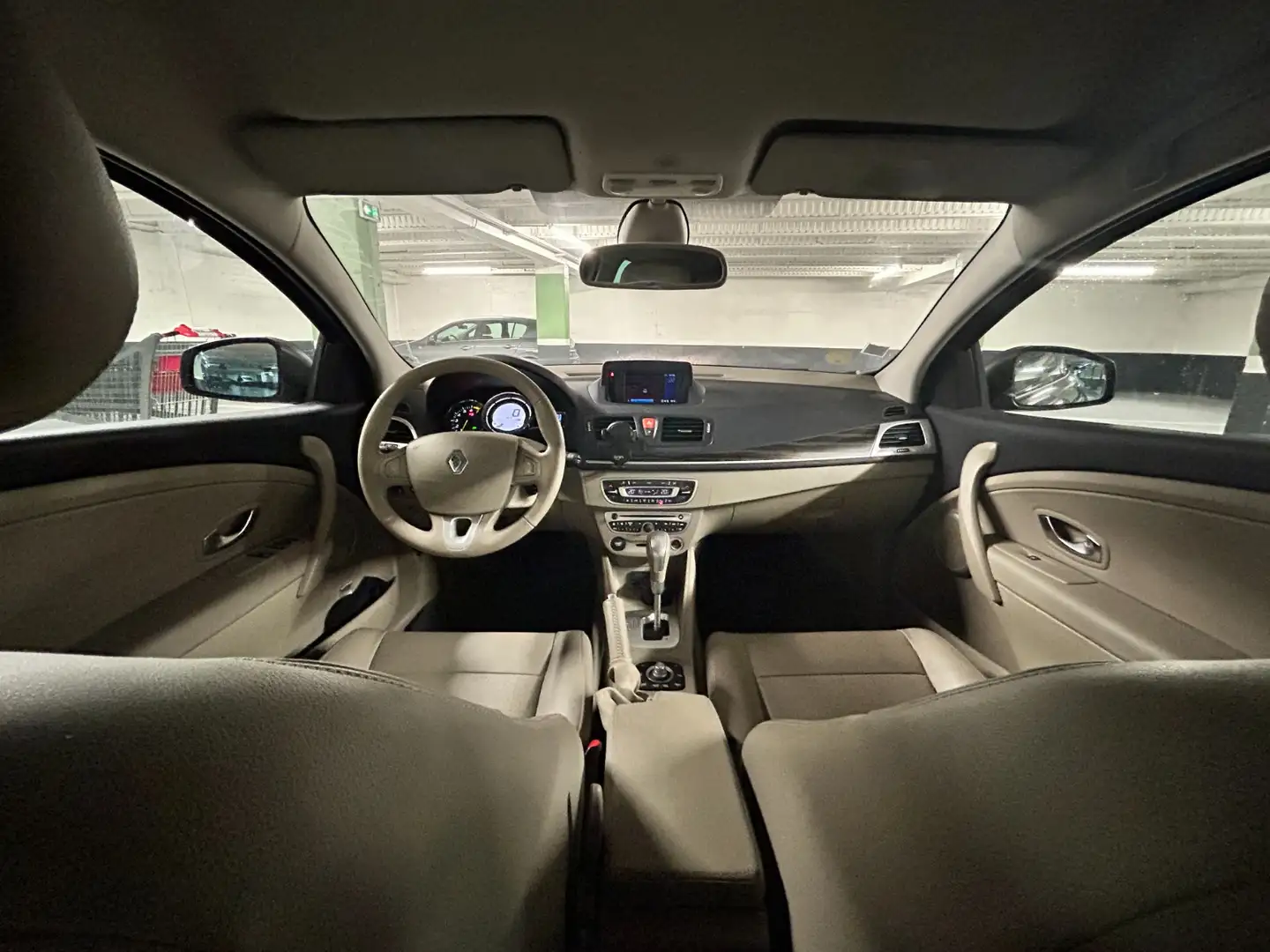 Renault Megane Mégane III Coupé 2.0 16V 140 Privilège CVT Noir - 2