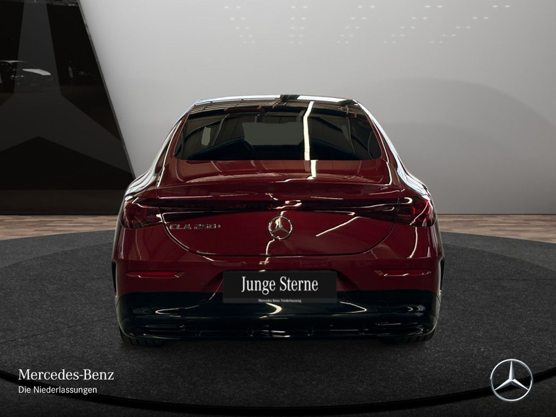 Mercedes-Benz CLA 250 AMG Pano Multibeam Distr. HUD AHK Night — photo 9