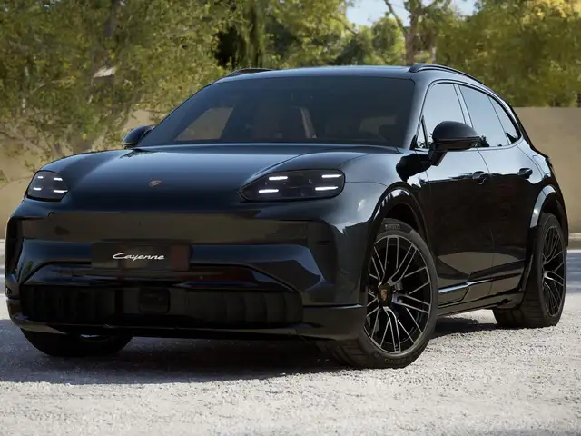 Porsche Cayenne Electric/HUD/ACC/360/18WAY/BOSE/PANO/AVAILABL JULY