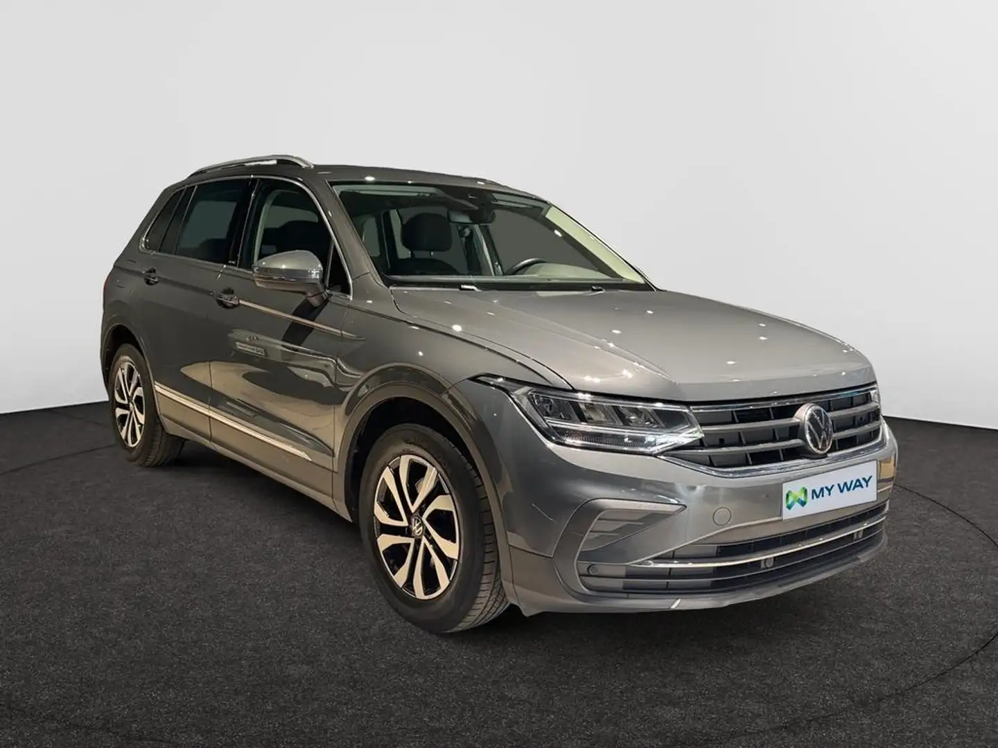 Volkswagen Tiguan Active 1.5 TSI ACT OPF 96 kW (130 ch) 6 vitesses m Grigio - 2