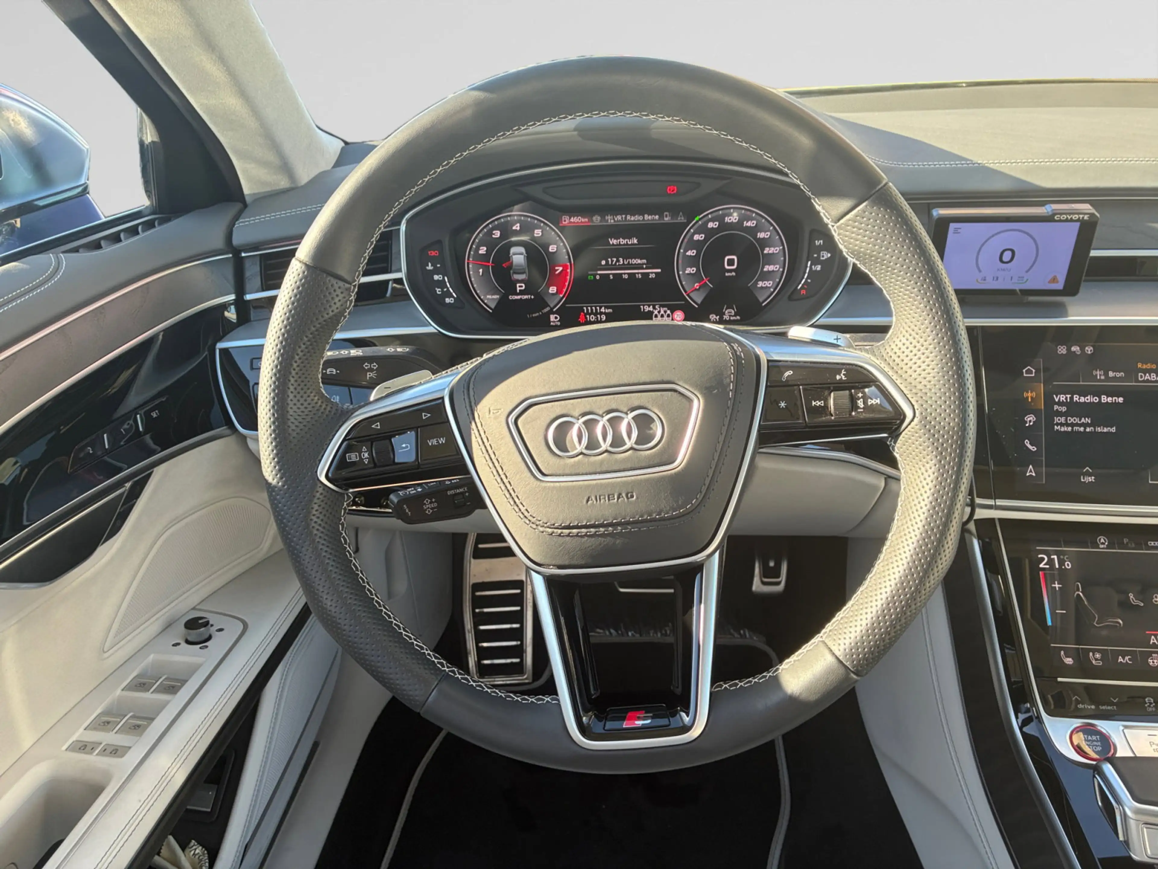 Audi S8 Audi S8   TFSI  420(571) kW(ch) tiptronic — photo 15