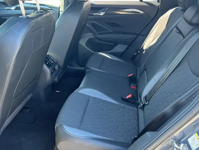 Volkswagen Tiguan view 21