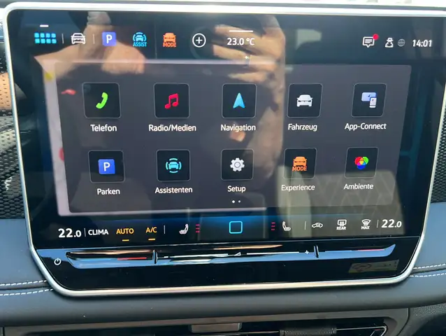 Volkswagen Tiguan view 13