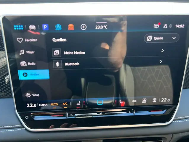 Volkswagen Tiguan view 17