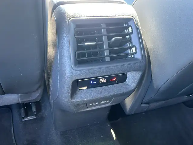 Volkswagen Tiguan view 22
