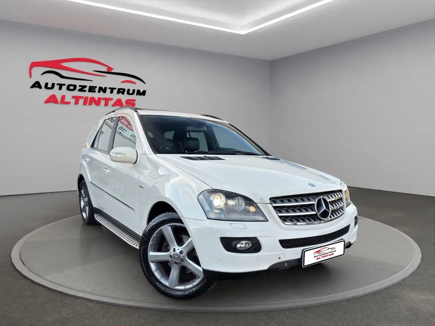 Mercedes-Benz ML 320 CDI Edition 10*4-M.*OFF-ROAD*SHD*NAVI*AHK Blanc - 2
