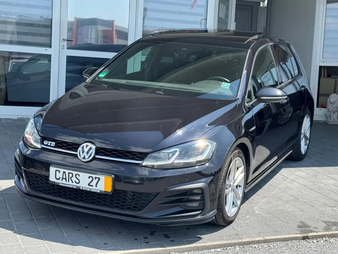 Volkswagen Golf VII GTD DSG Pano DynAud. ACC LANE Kamera Schwarz - 1