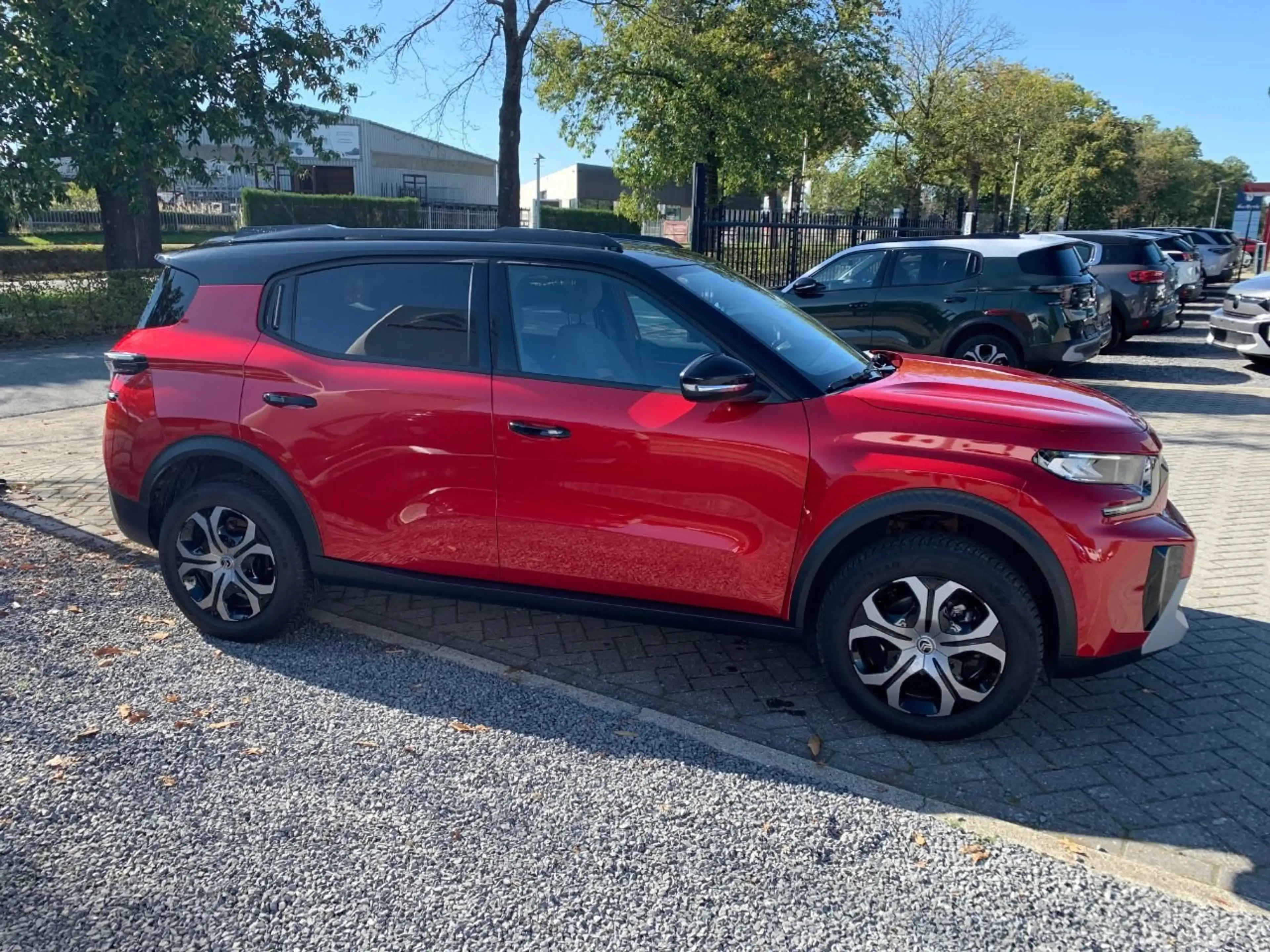 Citroen C3 Aircross Hybrid 145 PLUS — photo 9