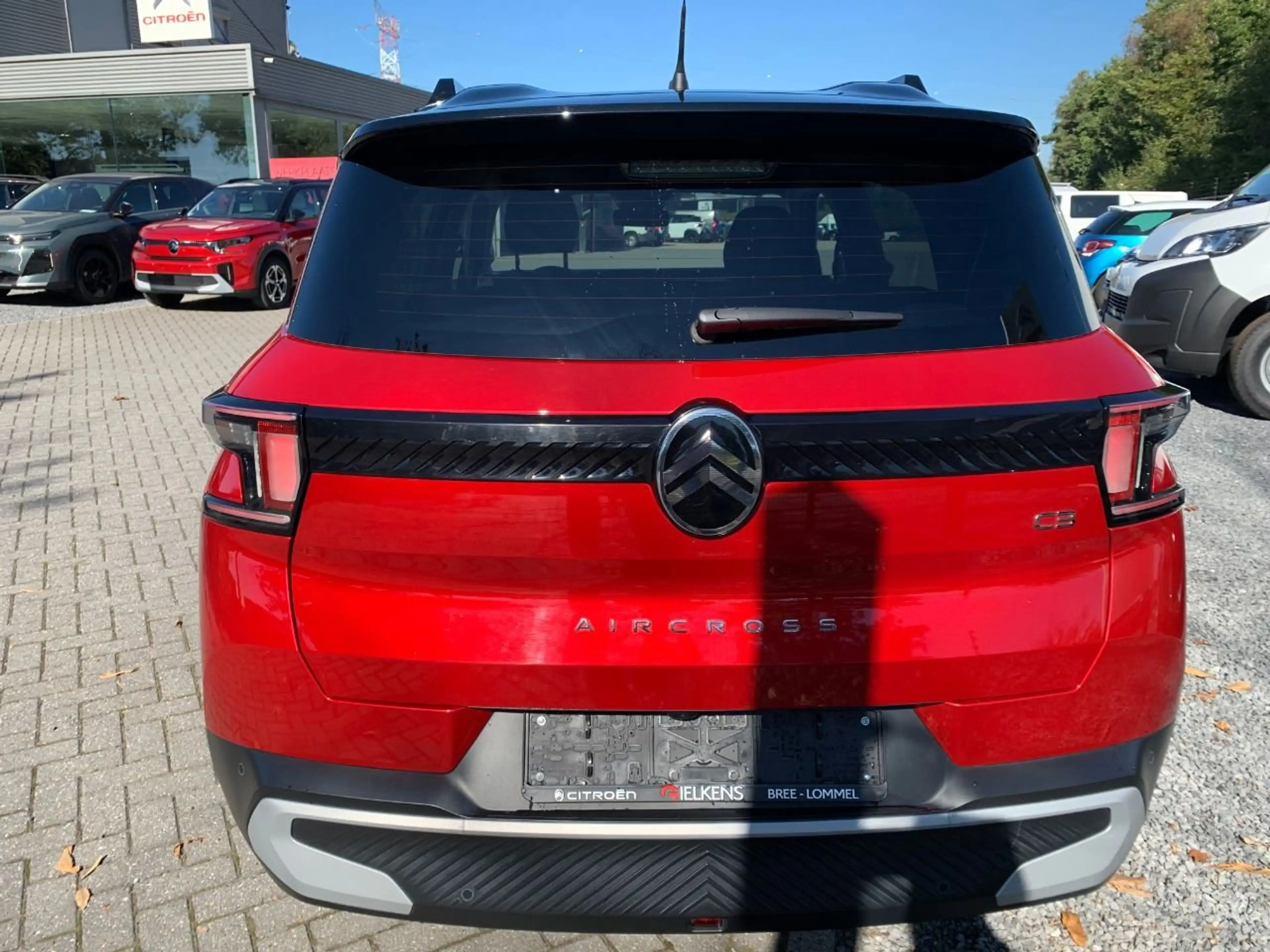 Citroen C3 Aircross Hybrid 145 PLUS — photo 6