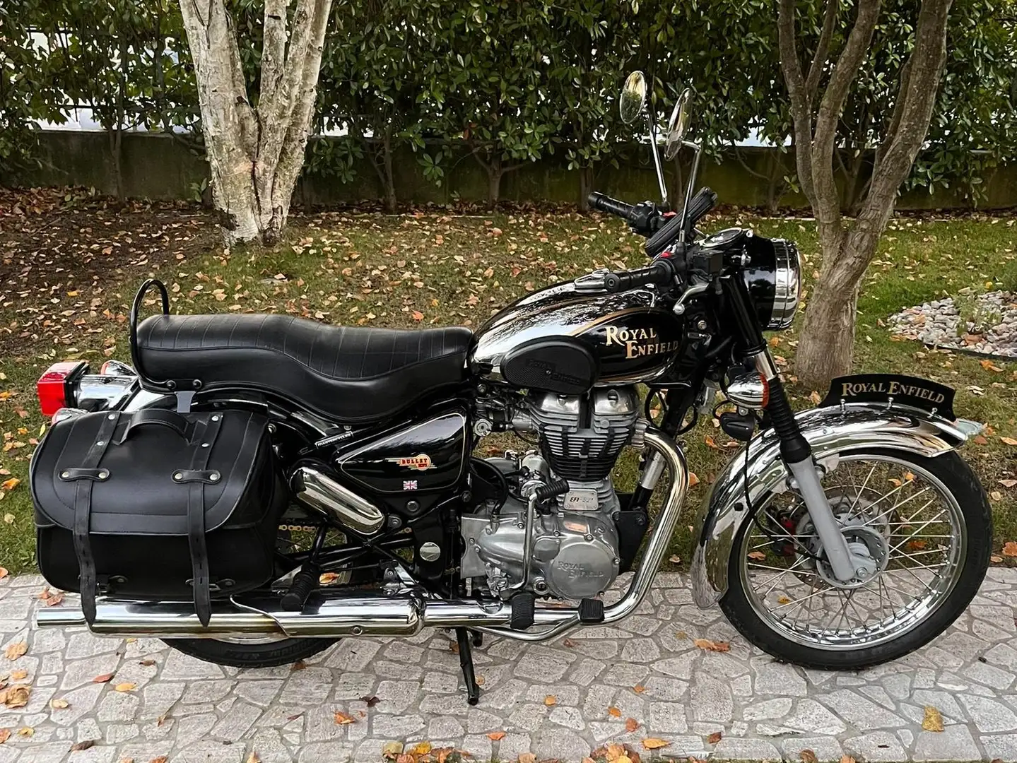 Royal Enfield Bullet 500 Nero - 1