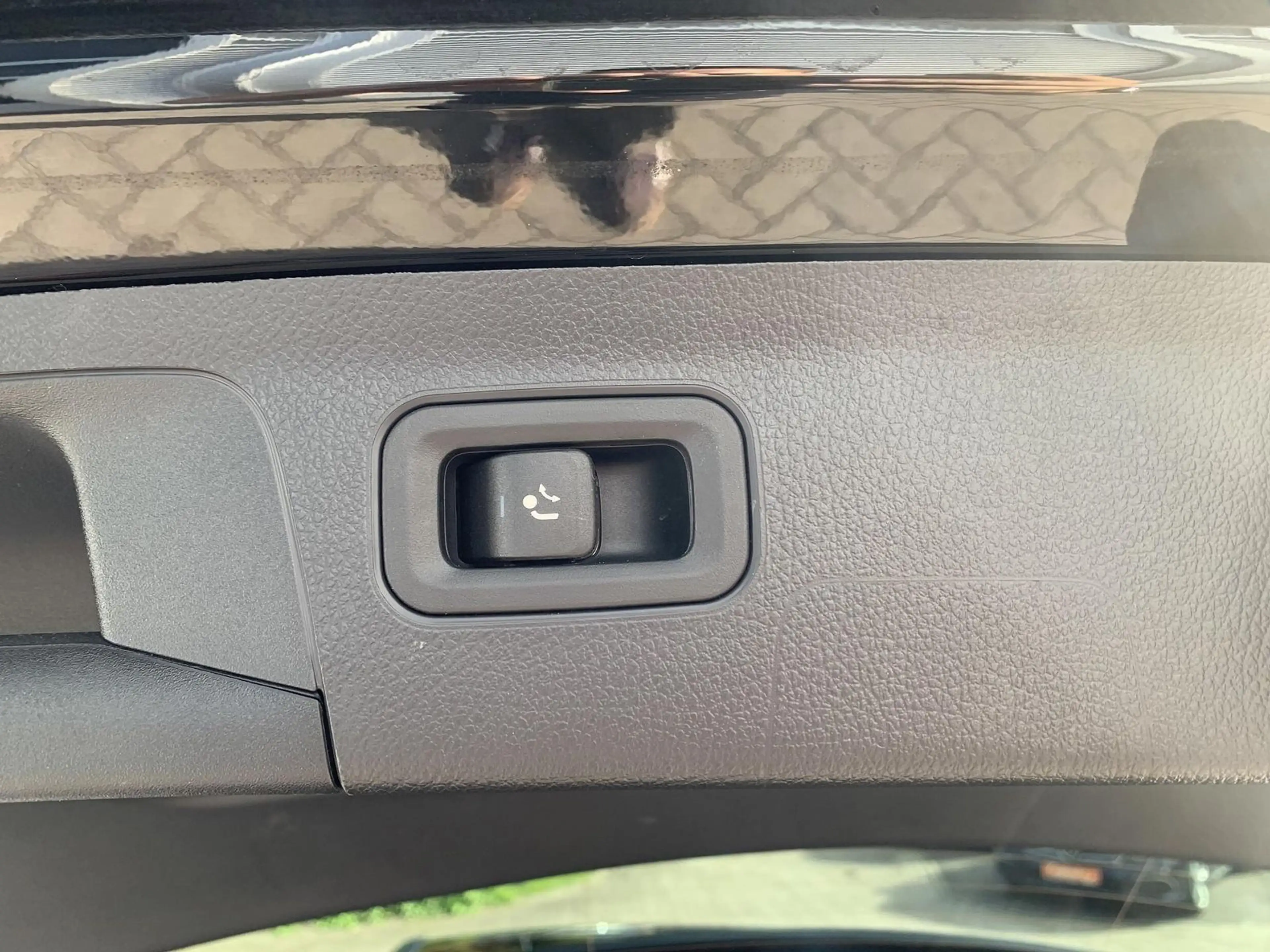 Mercedes-Benz A 200 A200 AMG-Line AHK+Night+Distronic+Kamera+DAB — photo 7