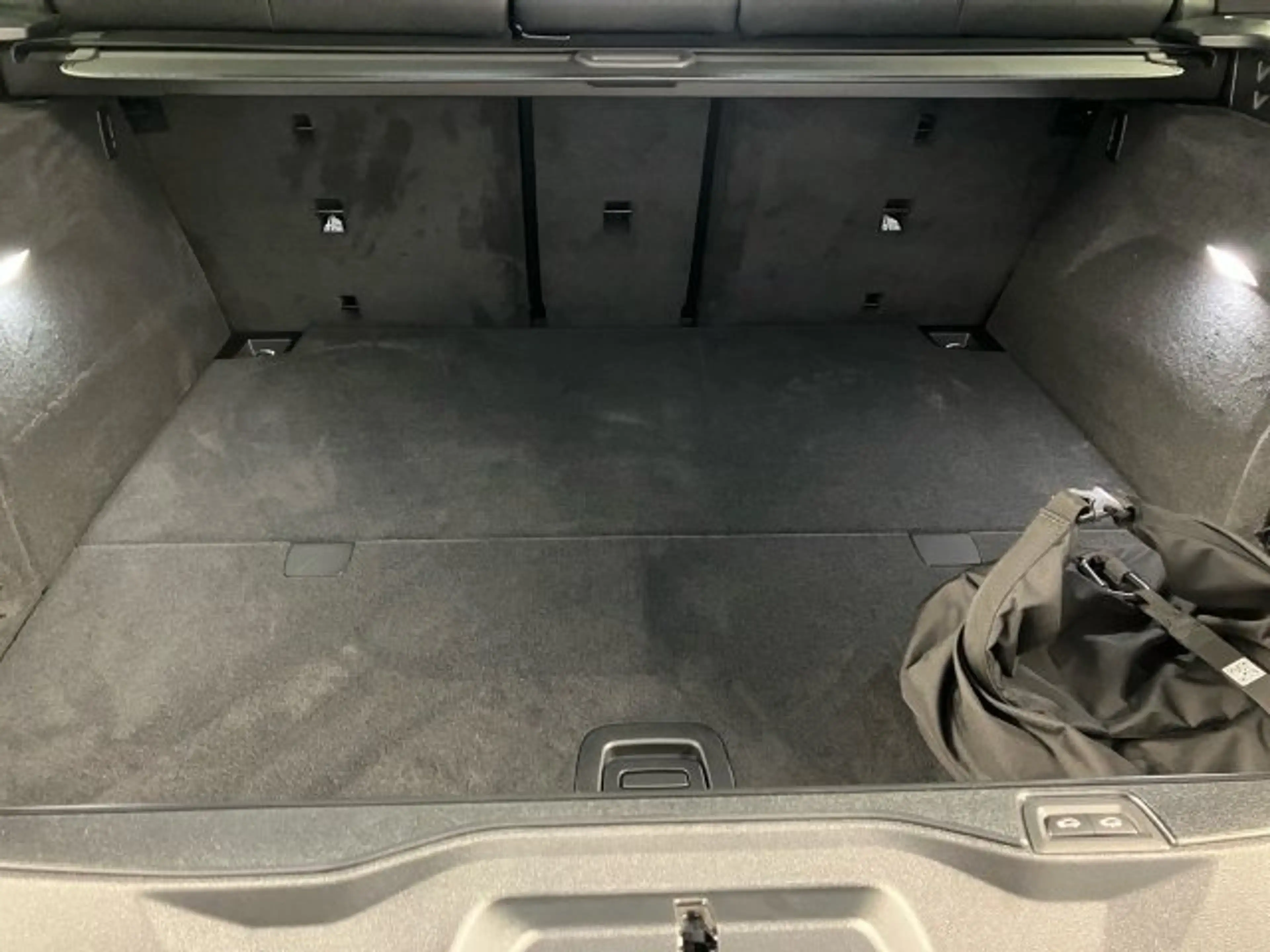 BMW X5 xDrive50e G05 XB1 — photo 13