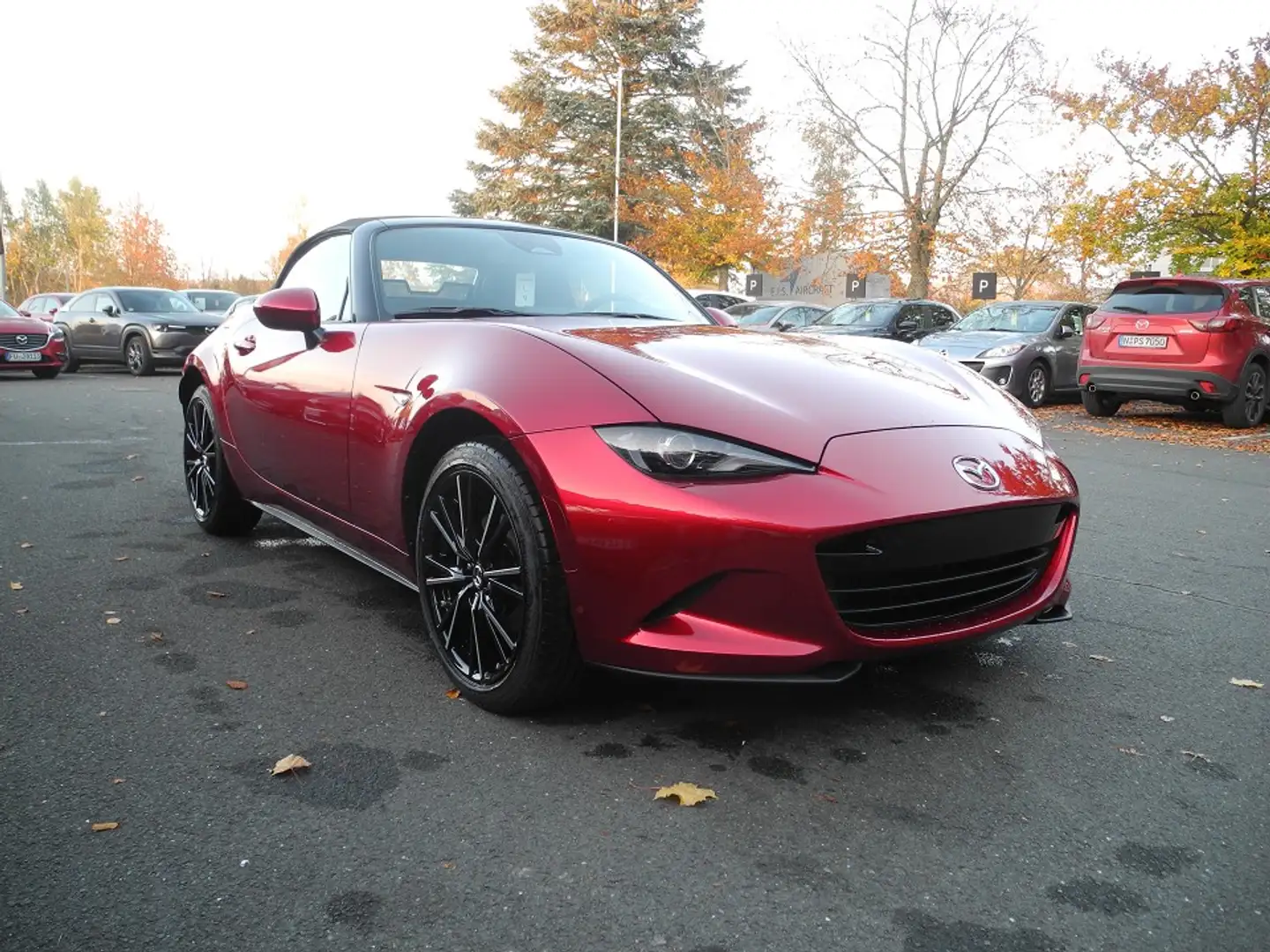 Mazda MX-5 2.0L SKYACTIV-G (184 hp) 2024 MX-5 2ST 184 6MT RWD Rojo - 2