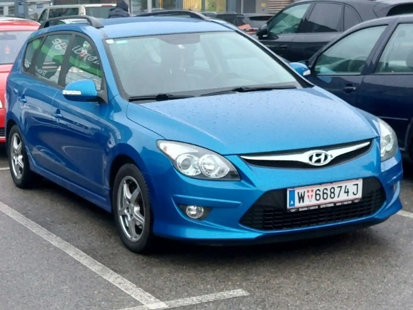 Hyundai i30 CW 1,6 CRDi Style DPF Blau - 1