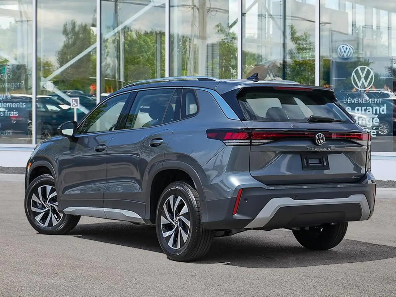 Volkswagen Tiguan снимка Volkswagen Tiguan