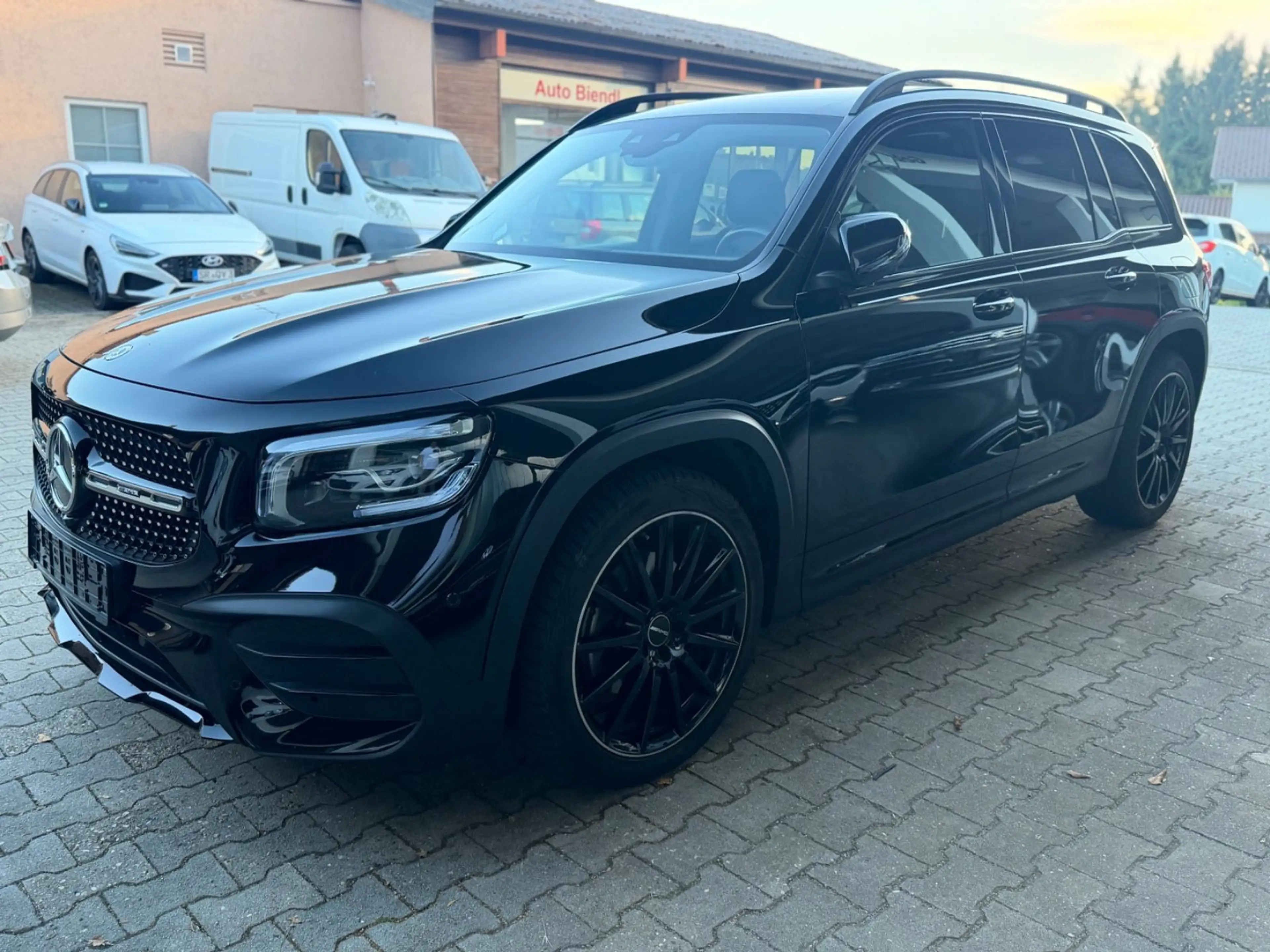 Mercedes-Benz GLB 250 GLB GLB 250 4Matic AMG LINE — photo 2
