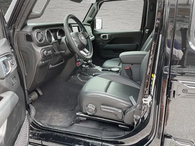 Jeep Wrangler Wrangler Rubicon 2.0 PHEV 380 PS AT 4xe Rubicon Ansicht 5