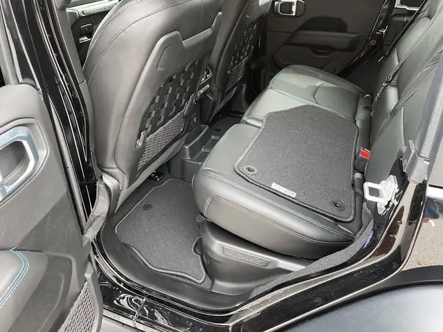 Jeep Wrangler Wrangler Rubicon 2.0 PHEV 380 PS AT 4xe Rubicon Ansicht 6