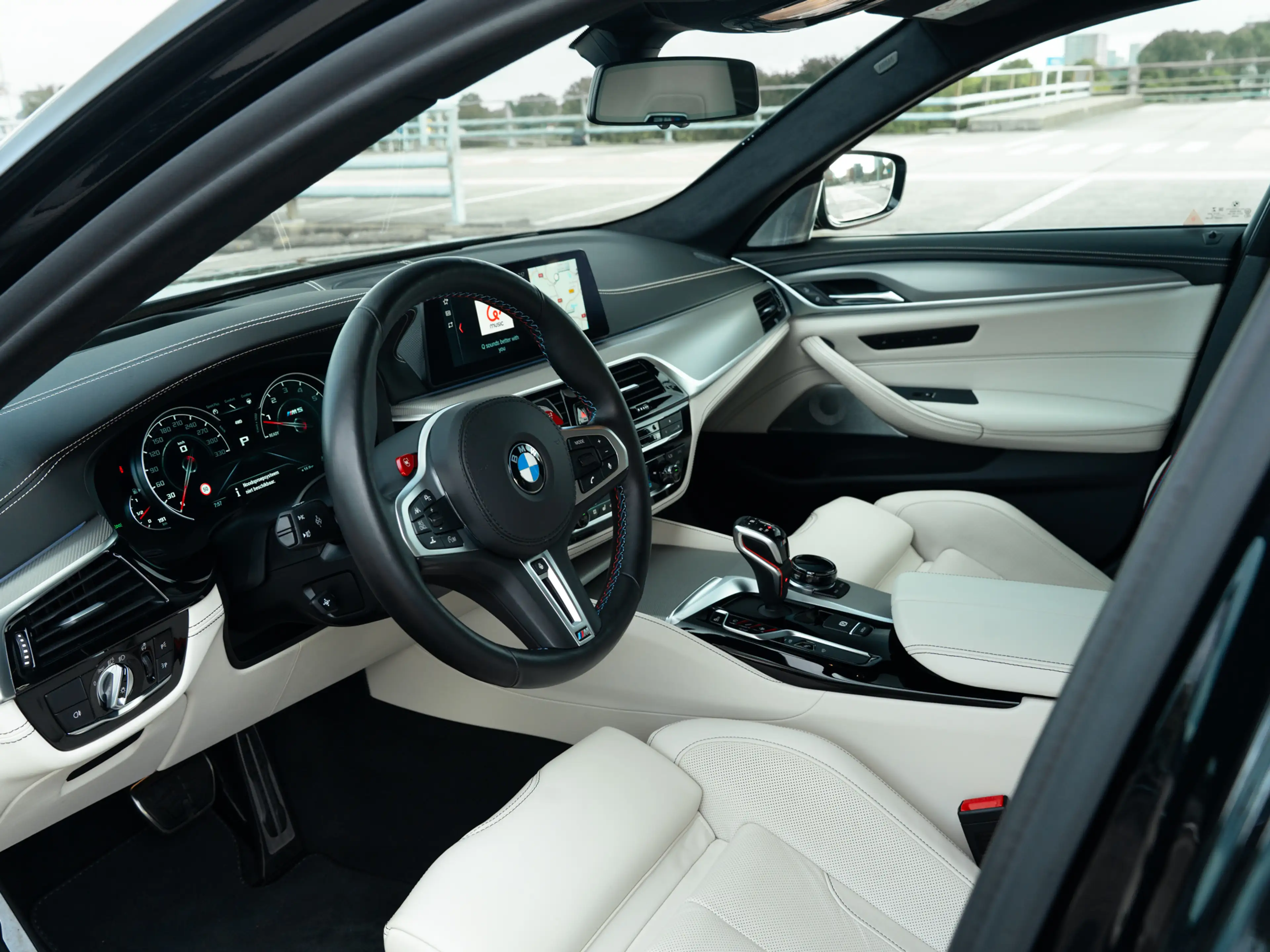 BMW M5 5-serie Competition — photo 15