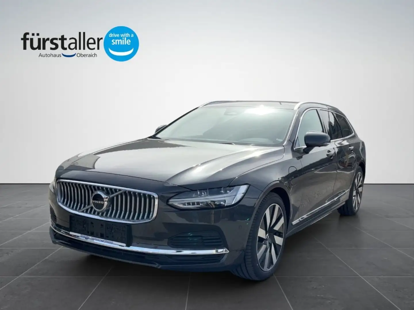 Volvo V90 Recharge Plus, T6 eAWD Plug-in Hybrid Gris - 1
