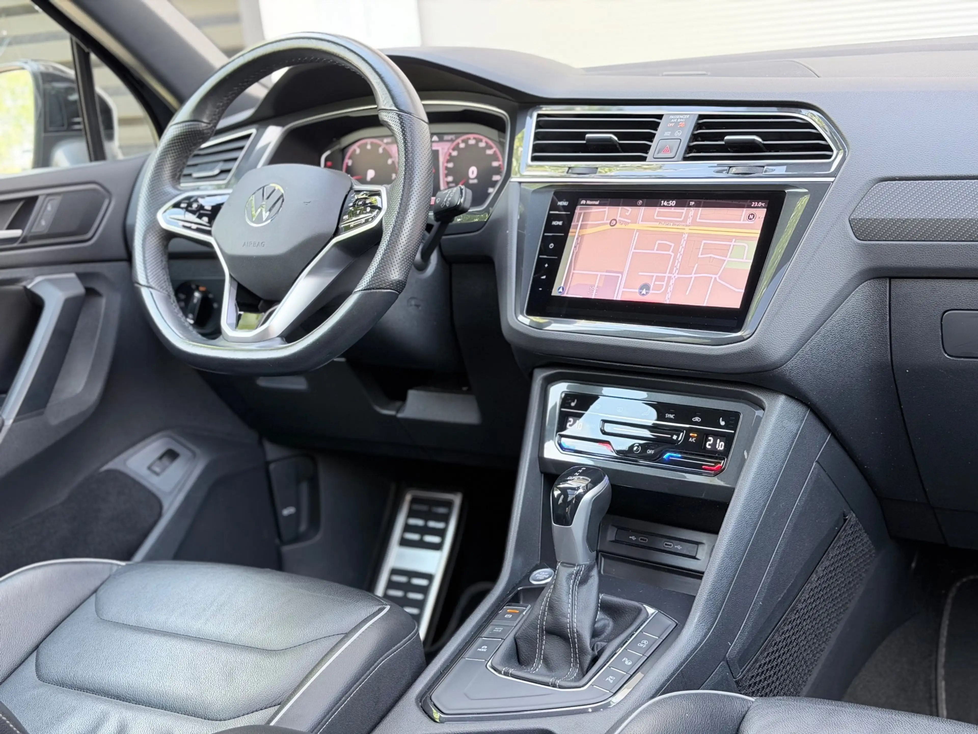 Volkswagen Tiguan 1.5 TSI R-Line Pano/Leer/360/Keyless — photo 15