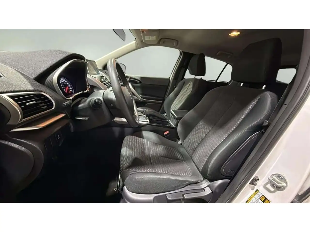 Mitsubishi Eclipse Cross photo Mitsubishi Eclipse Cross