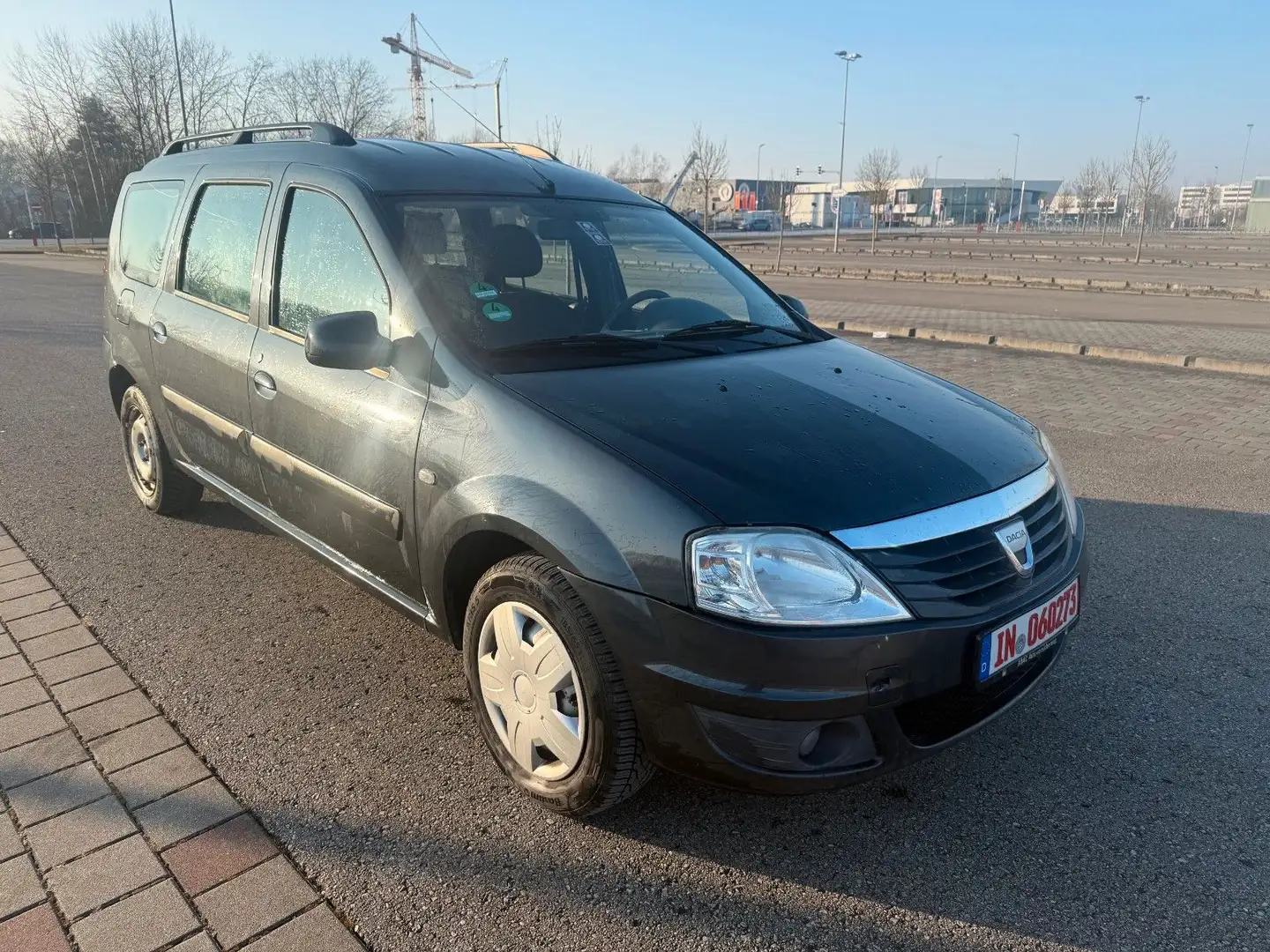 Dacia Logan MCV Kombi Laureate Grau - 1