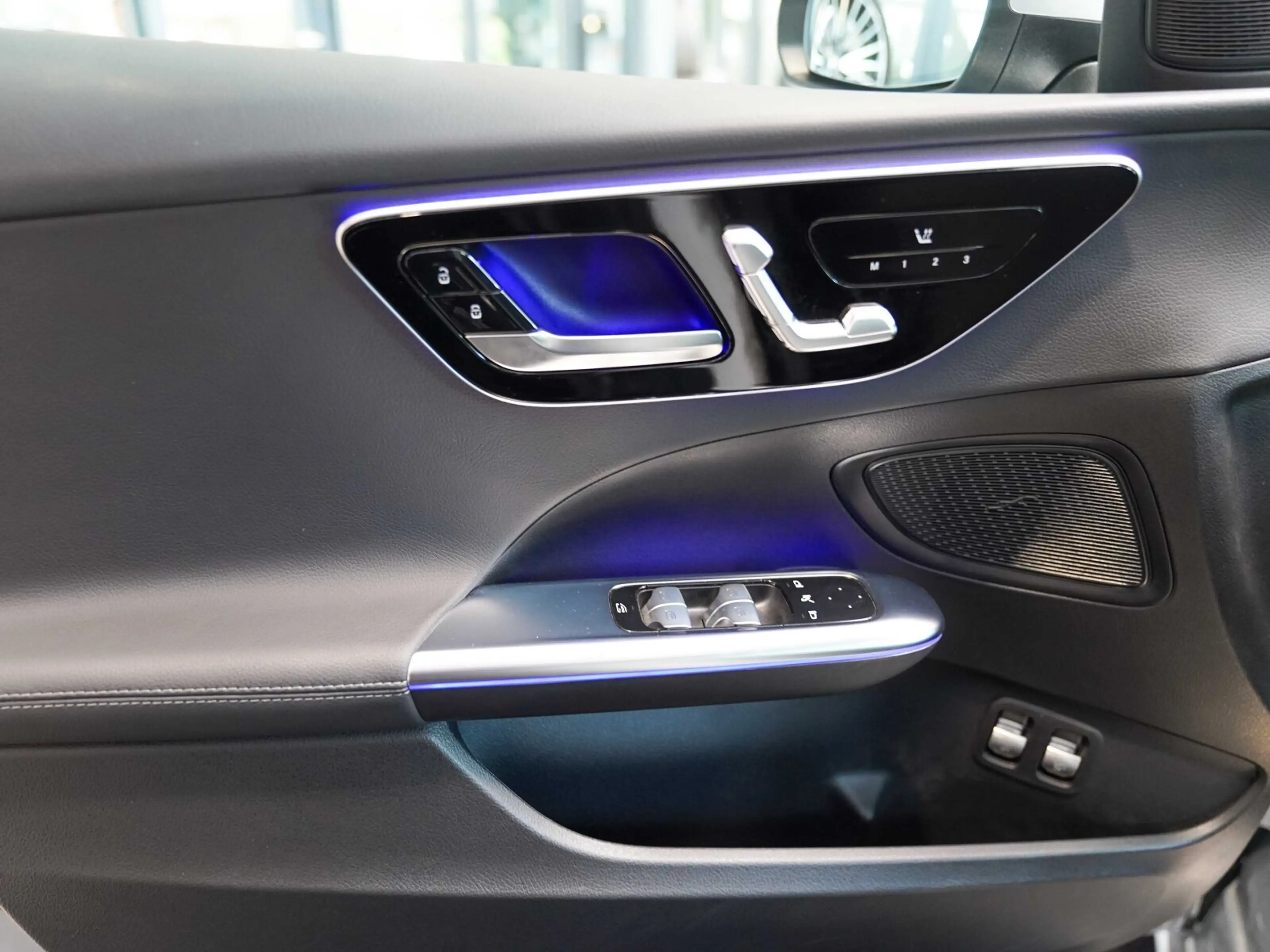 Mercedes-Benz C 300 C 300 e T AVANTGARDE Anhängevorrichtung CarPlay — photo 15