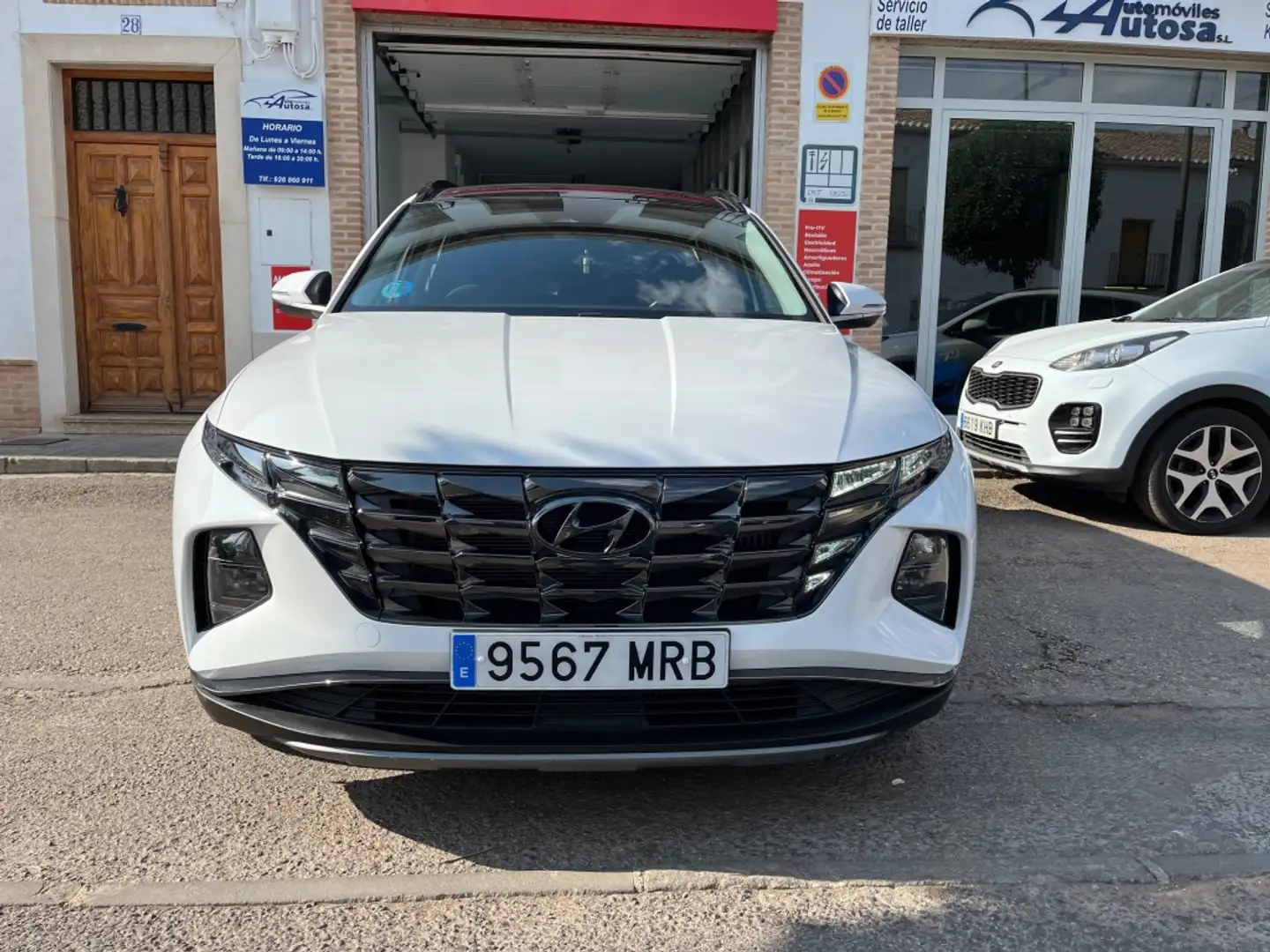 Hyundai TUCSON 1.6 TGDI HEV Nline Sky AT Weiß - 2