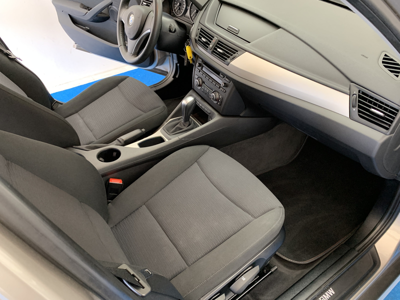 BMW X1 sDrive 18 i SHZ/PDC/KLIMA/Soundsystem/8-fach — photo 12