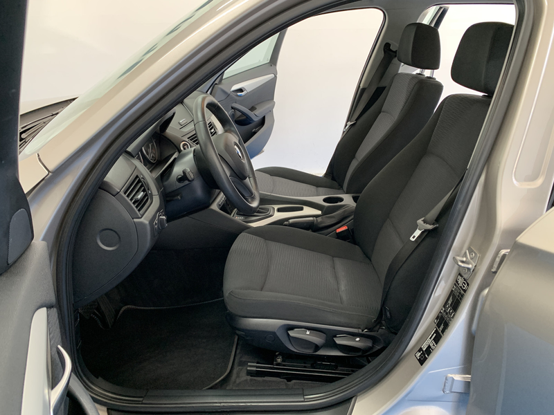 BMW X1 sDrive 18 i SHZ/PDC/KLIMA/Soundsystem/8-fach — photo 8