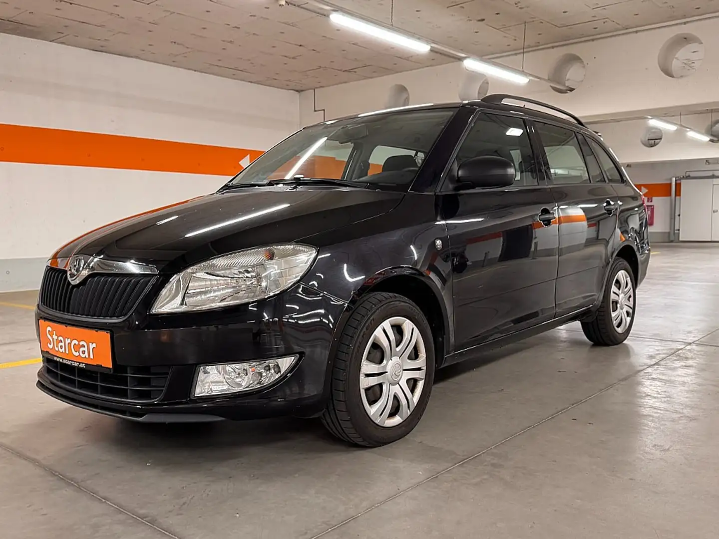 Skoda Fabia Combi Active+ 1,6 TDI*KLIMA*PDC* Zwart - 1