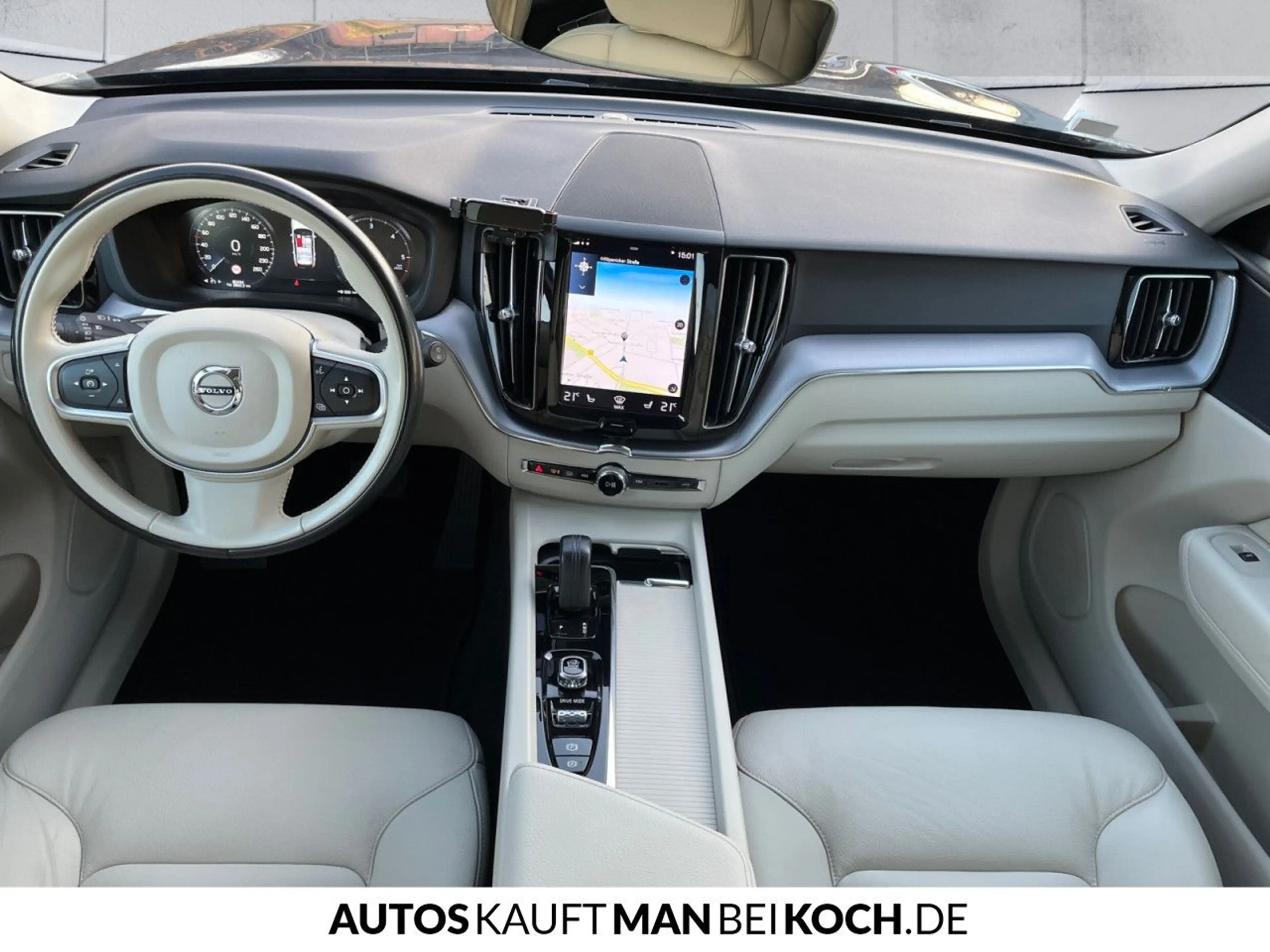 Volvo XC60 B5D AWD Momenentum Pro Kamera AHK Leder Navi — photo 9