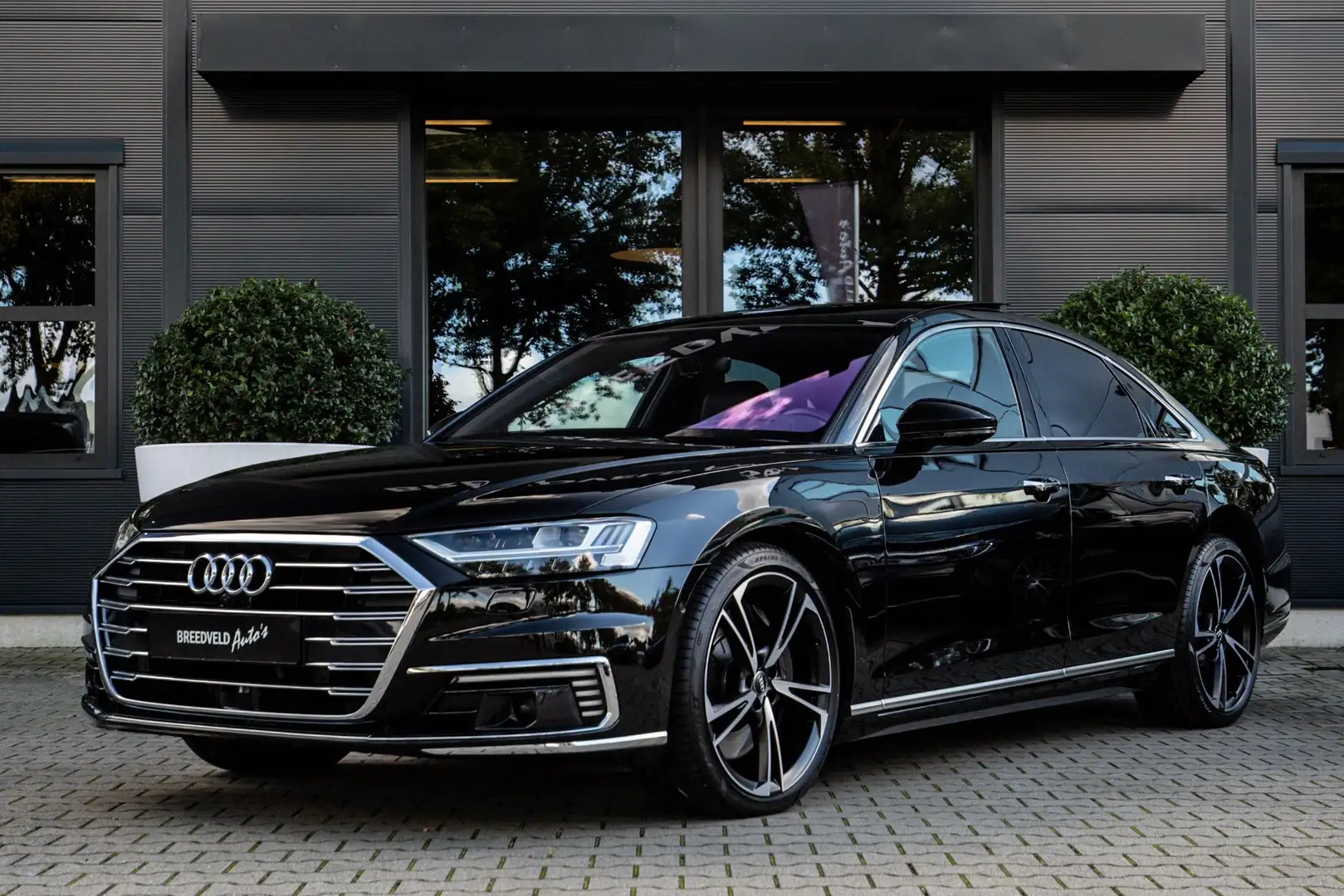 Audi A8 60 TFSI e quattro Pro Line Plus Zwart - 2