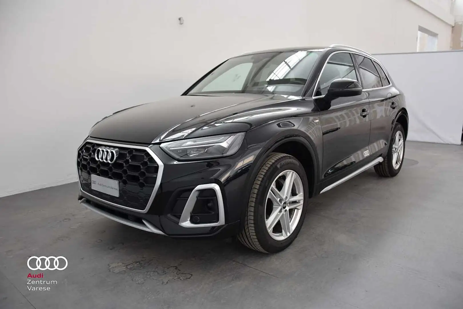 Audi Q5 40 TDI 204CV MHEV Quattro Stronic Sline Nero - 1