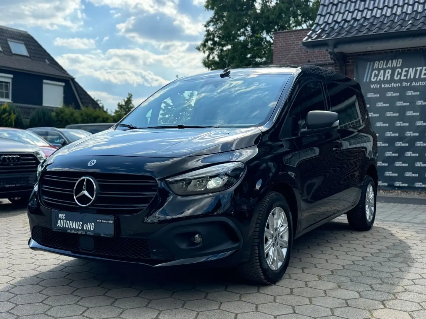 Mercedes-Benz Citan Kasten 112 CDI NAVI Kam MB Garantie Autom. Černá - 1
