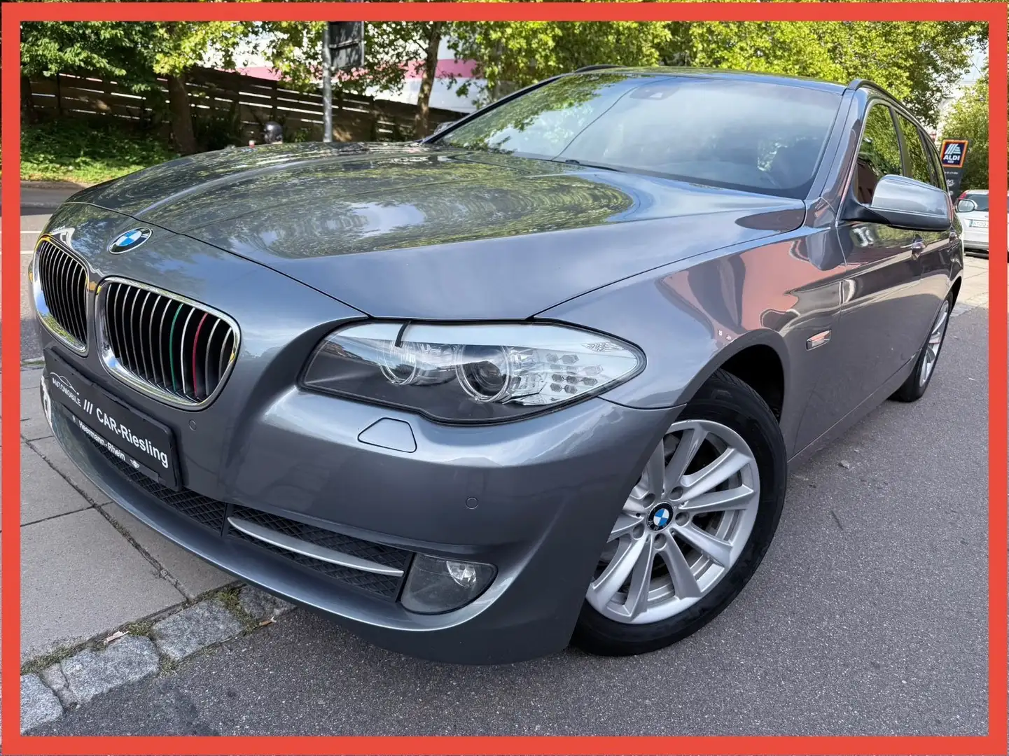 BMW 520 d SPORT/AUTOMATIK/LEDER/NAVI/ALU/Soft-Close Grigio - 1