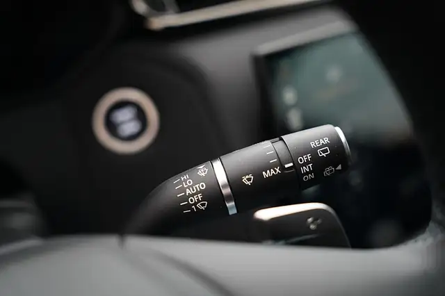 Land Rover Range Rover Velar P400e PHEV Allrad Aut. Ansicht 16