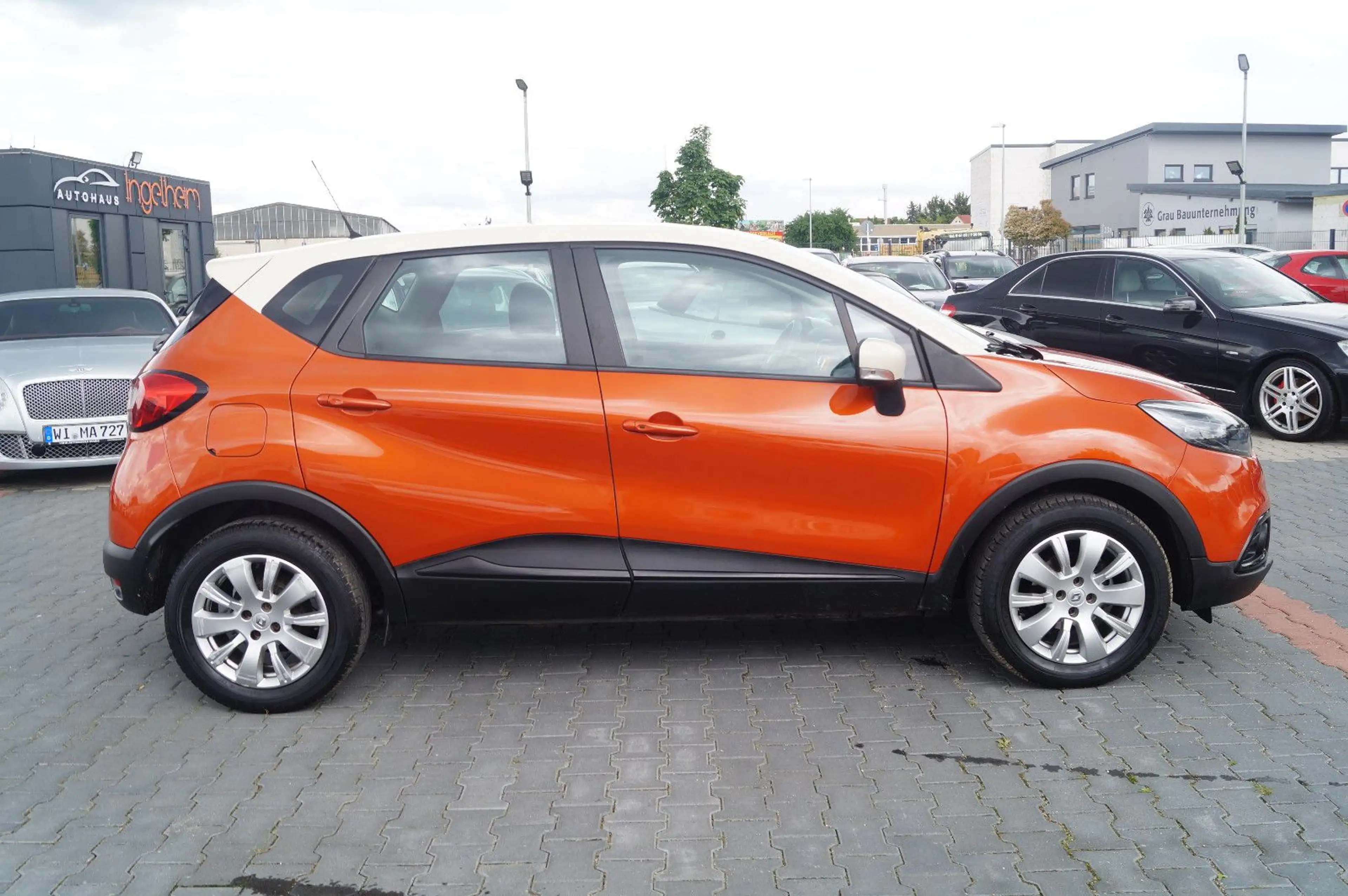 Renault Captur Dynamique Klima Tempomat St/Stop — photo 8