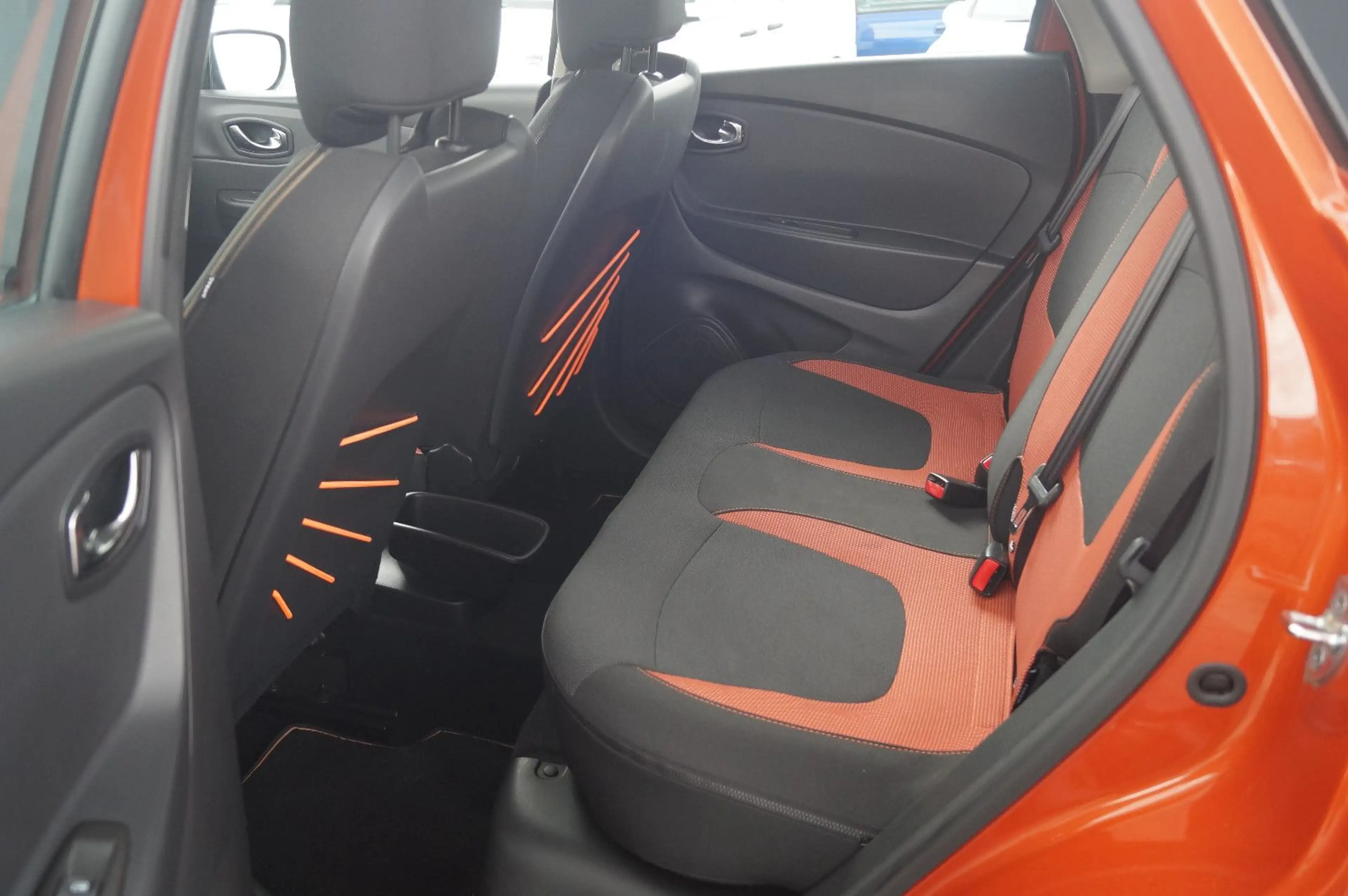 Renault Captur Dynamique Klima Tempomat St/Stop — photo 13