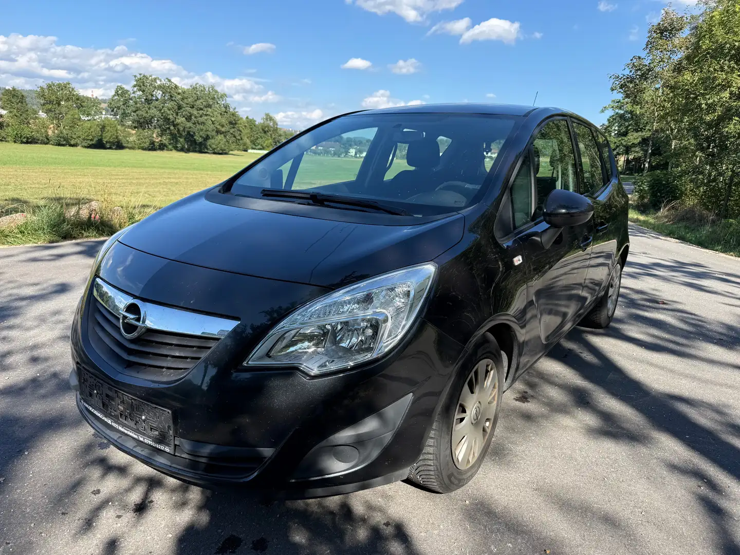 Opel Meriva Schwarz - 1