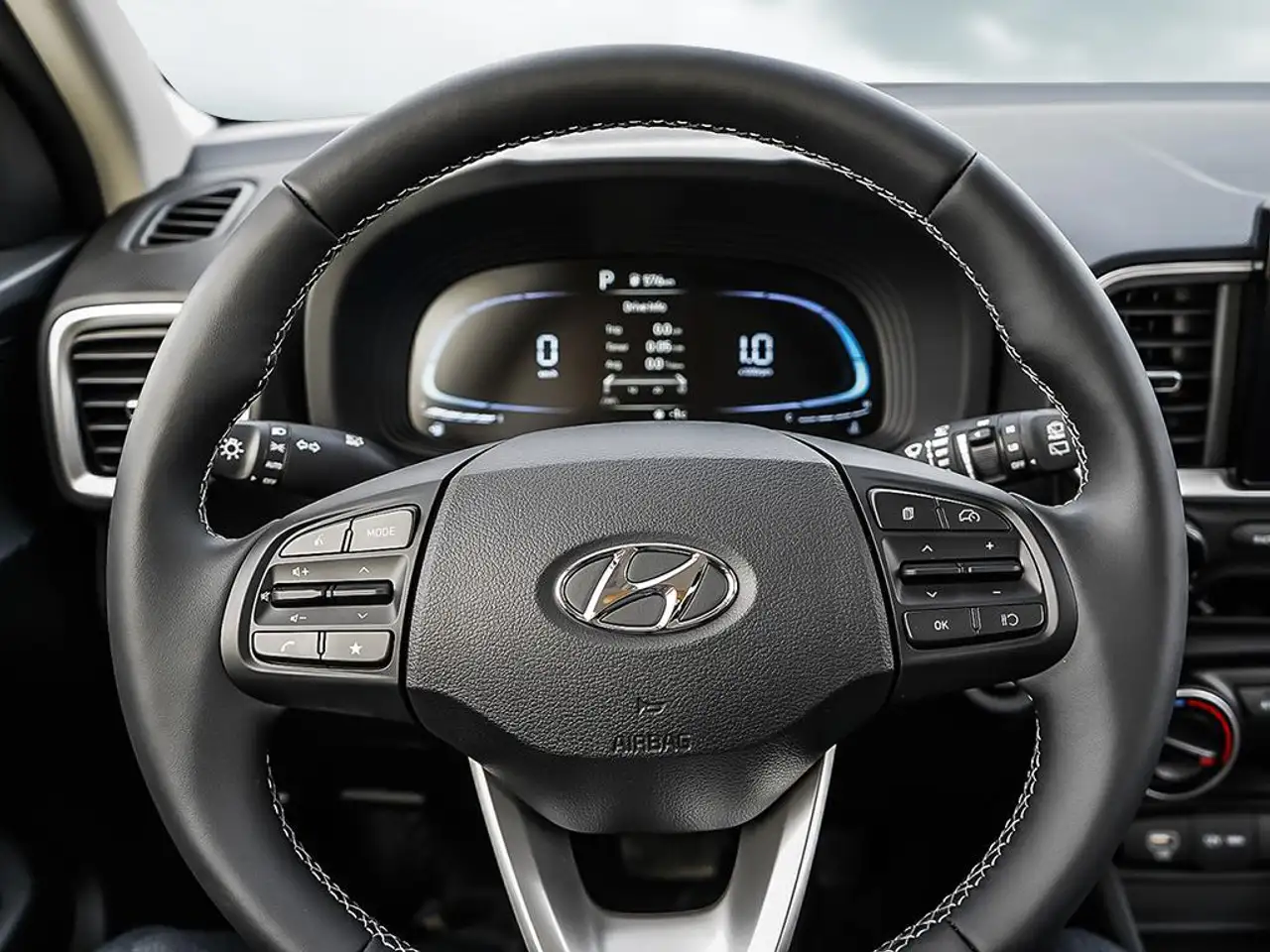 Hyundai Venue photo Hyundai Venue