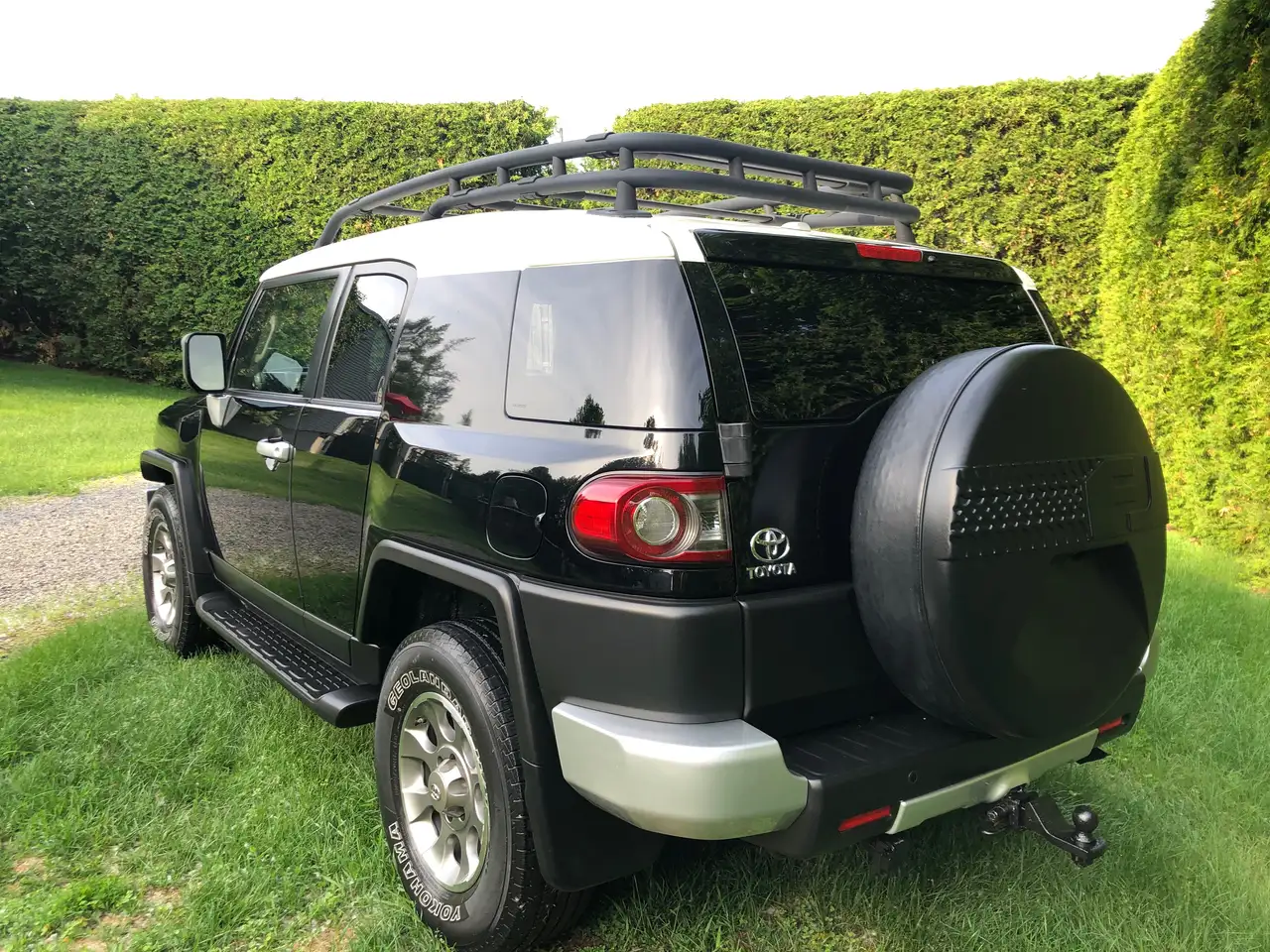 Toyota FJ Cruiser photo Toyota FJ Cruiser