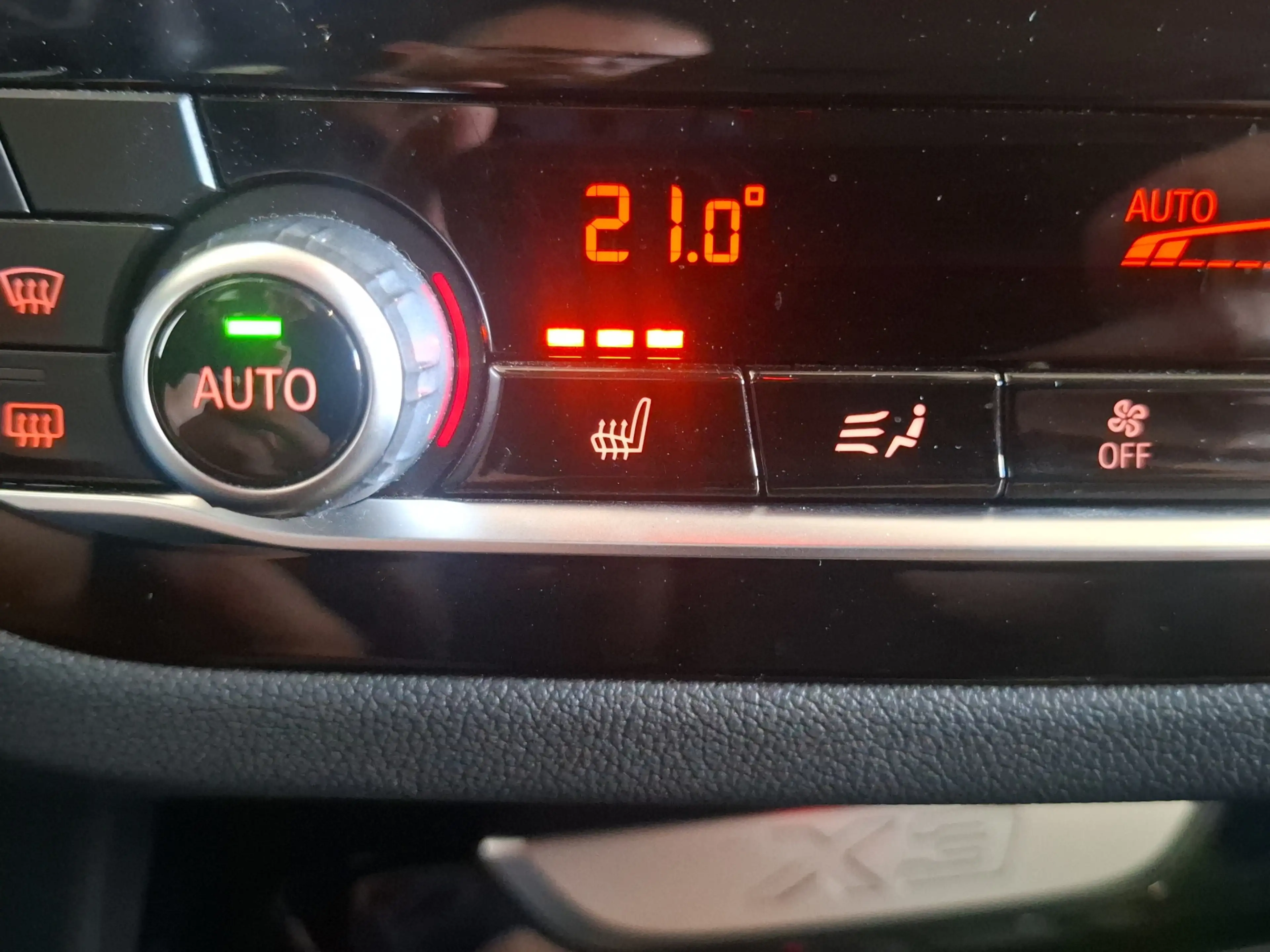 BMW X3 xDrive20i NAVI AIRCO PDC CAM — photo 15