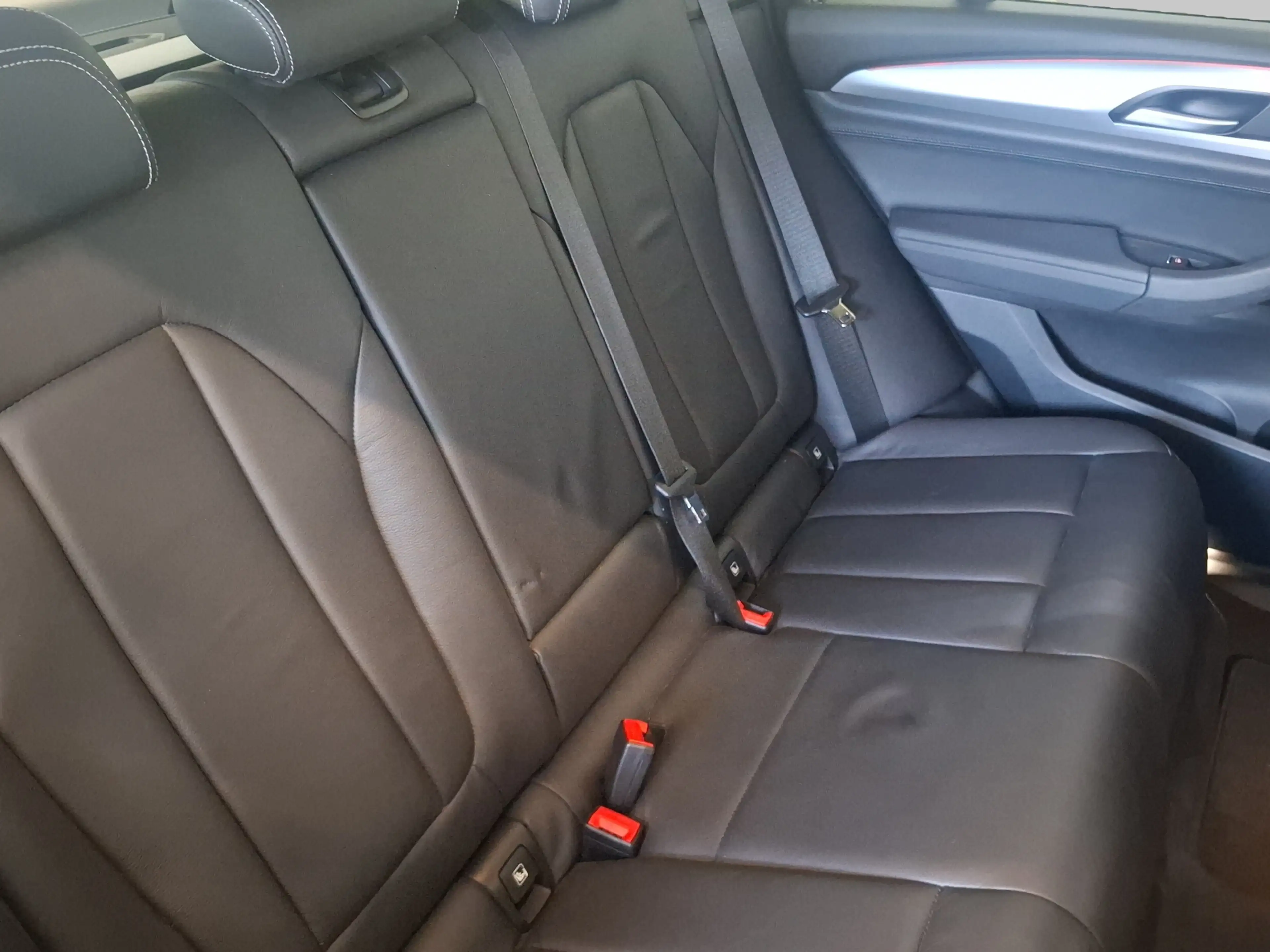 BMW X3 xDrive20i NAVI AIRCO PDC CAM — photo 10