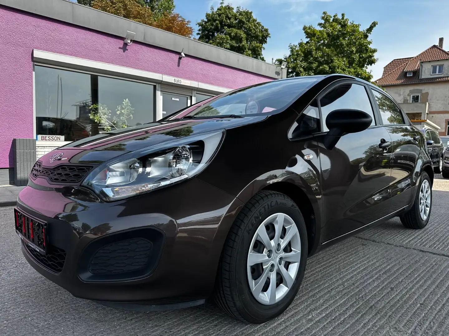 Kia Rio Attract "HU/AU+Service+Garantie" Brun - 1